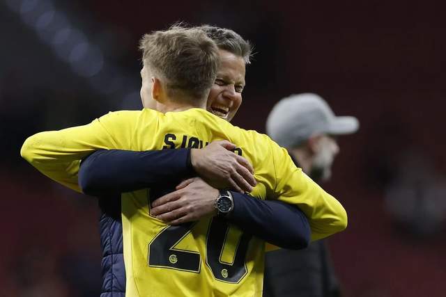 开云体育APP-欧冠1/8决赛首回合：皇马拜仁马竞巴黎占先机，英超6队难求一胜